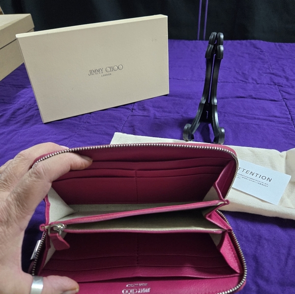 Low start EUC JIMMY CHOO NELLIE STAR STUDDED LONG WALLET - Picture 5 of 8